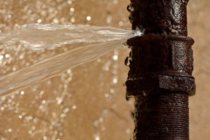 bigstock-Rusty-burst-pipe-leaking-water-109170257-1-300x200 bigstock-Rusty-burst-pipe-leaking-water-109170257 (1)